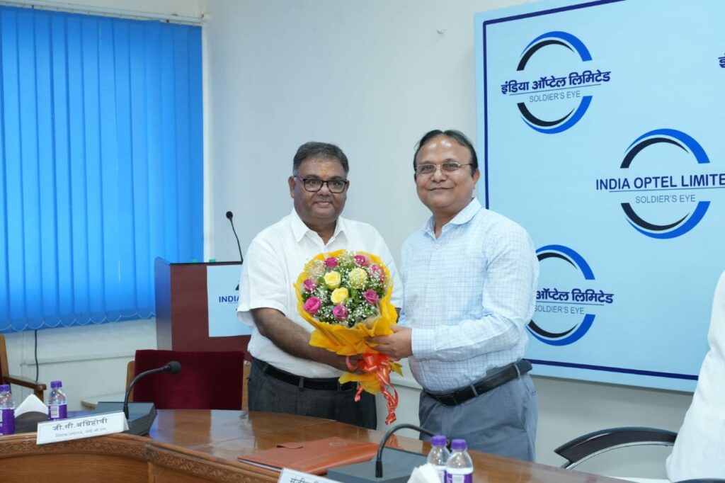 Interaction Meeting between DoO(C&S) and all 7 new DPSUs at India Optel Limited.